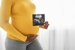 Pregnant woman of color fertile window